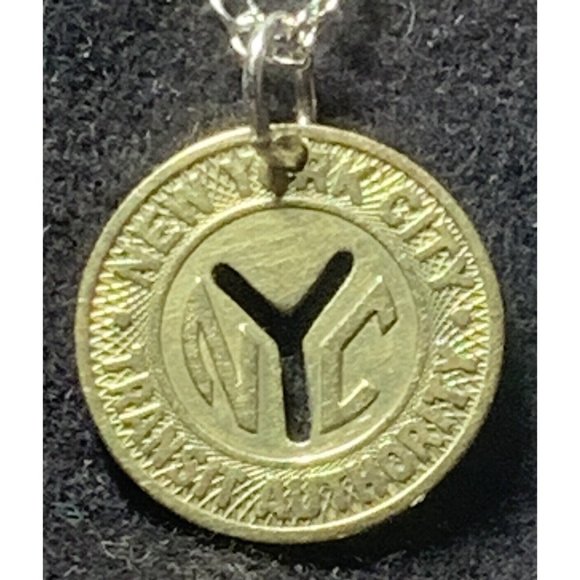 Vintage Circulated NYC 1953 New York City Subway Token Pendant. - Picture 3 of 10